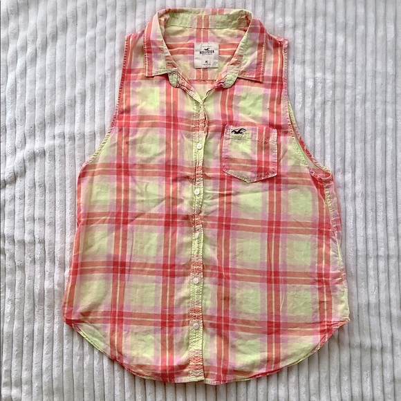 Women’s sleeveless Hollister size medium - Picture 4 of 7